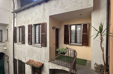 Three-room apartment of 107 m² in Porlezza (22018)