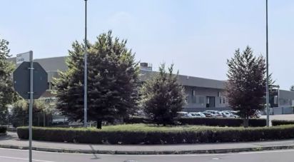 Capannone di 1.500 m² in Seveso (20822)