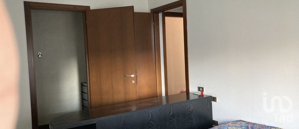 Three-room apartment of 107 m² in Pioltello (20096)