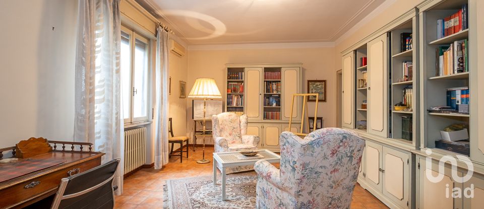 Appartamento 8 locali di 322 m² a Castel Goffredo (46042)