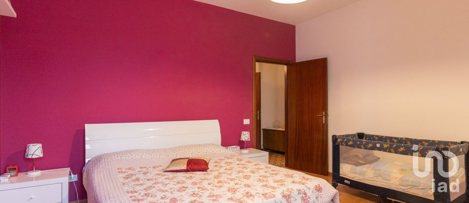 Rustico 6 locali di 200 m² in Treia (62010)