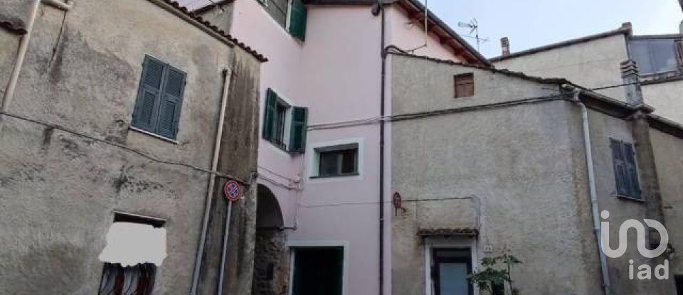 Duplex 6 locali di 210 m² a Albenga (17031)