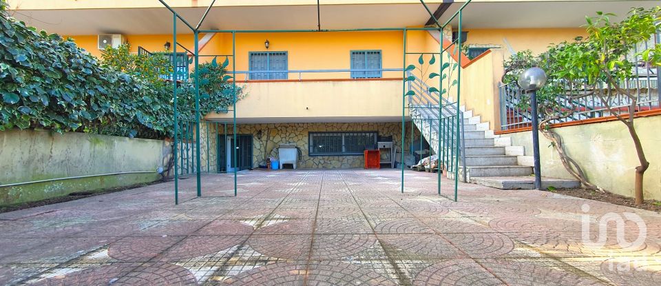 Villa a schiera 5 locali di 240 m² in Scafati (84018)