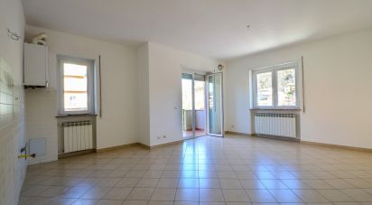 Four-room apartment of 85 m² in Cengio (17056)