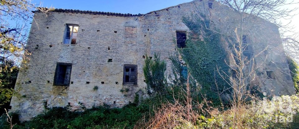 Country home 0 rooms of 900 m² in Monteprandone (63076)