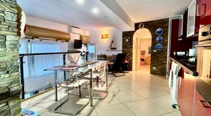 Appartamento 6 locali di 101 m² a Arenzano (16011)