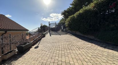 Trilocale di 84 m² a Andora (17051)