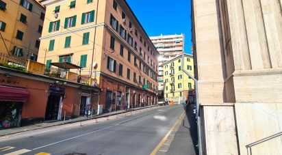 Negozio / locale commerciale di 10 m² in Genova (16157)