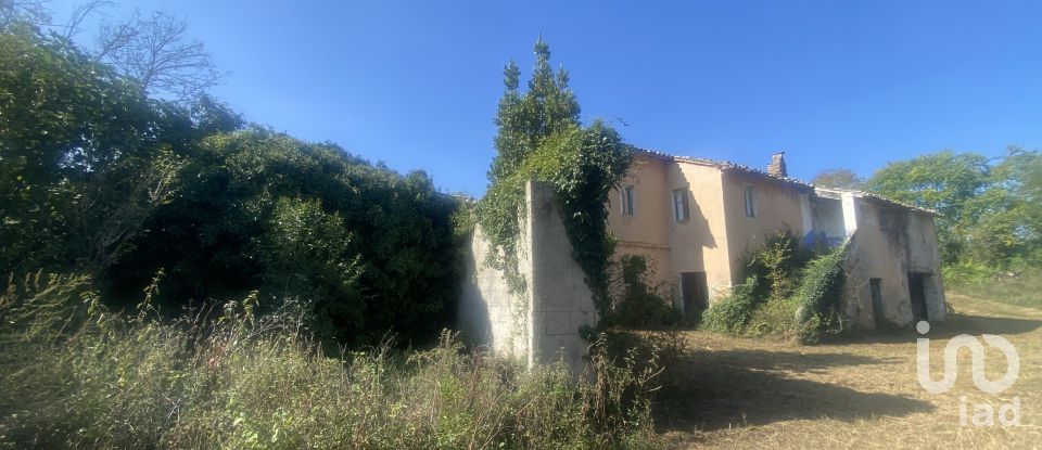 Casa 10 locali di 300 m² in Castel di Lama (63082)