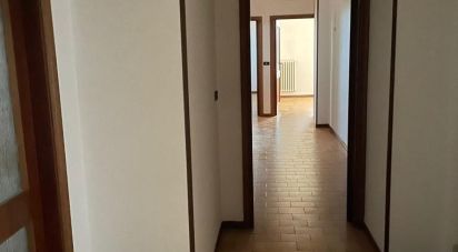 Appartamento 6 locali di 230 m² a Corropoli (64013)