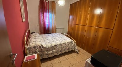 Casa indipendente 15 locali di 350 m² in Poggio Picenze (67026)