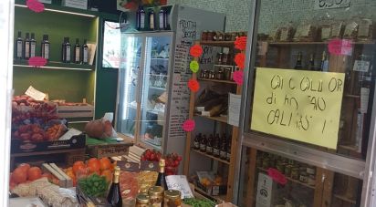 Negozio / locale commerciale di 43 m² in Genova (16129)