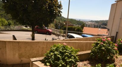 Appartamento 5 locali di 70 m² a Genova (16159)