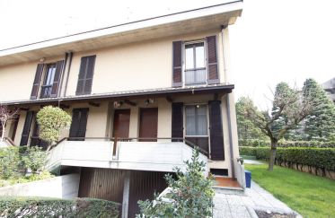Traditional house 4 rooms of 134 m² in Senago (20030)
