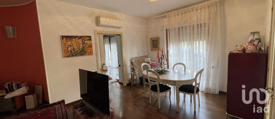 Appartamento 7 locali di 113 m² a Civitanova Marche (62012)
