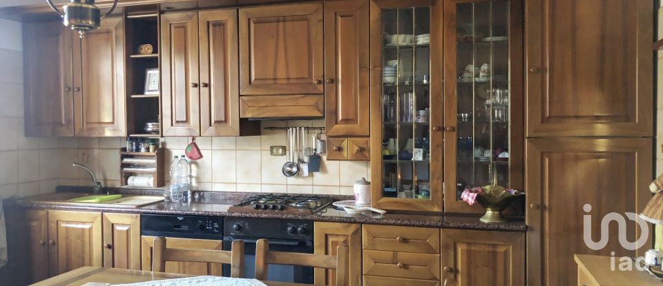 Casale 6 locali di 350 m² in Monte Cerignone (61010)