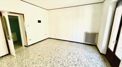Varie superfici 8 locali di 150 m² a Sulmona (67039)