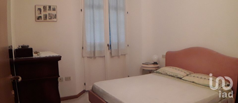 Appartamento 9 locali di 120 m² a Pesaro (61121)