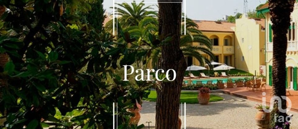 Farm 50 rooms of 1,900 m² in Roseto degli Abruzzi (64026)