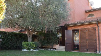 Villa a schiera 4 locali di 150 m² in Cascina (56023)