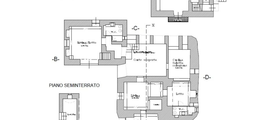 Barn conversion 11 rooms of 216 m² in Ostuni (72017)