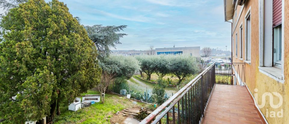 Rustico 11 locali di 432 m² in Lonato del Garda (46043)