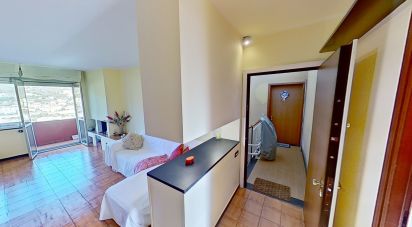 Appartamento 6 locali di 87 m² a Arenzano (16011)