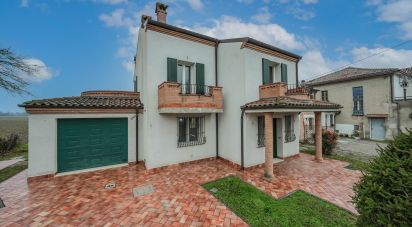 Casa indipendente 6 locali di 269 m² in Migliarino (44027)