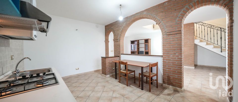 Casa indipendente 6 locali di 269 m² in Migliarino (44027)