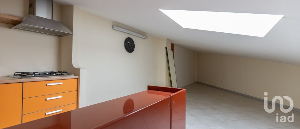 Apartment 0 rooms of 53 m² in Osimo (60027)