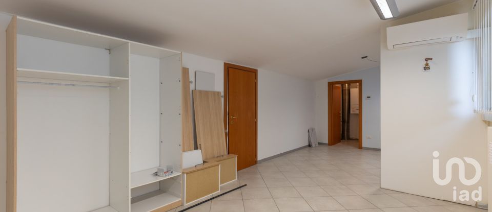 Appartamento 0 locali di 53 m² a Osimo (60027)