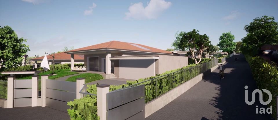 House 5 rooms of 263 m² in Casatenovo (23880)