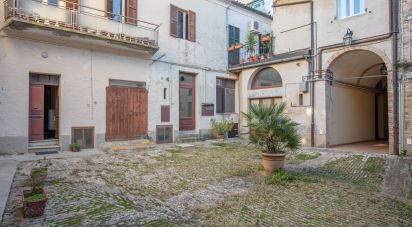 Casa indipendente 7 locali di 217 m² in Recanati (62019)