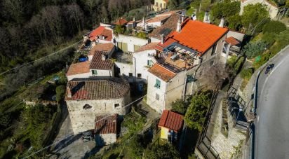 Casa indipendente 8 locali di 250 m² in Calice Ligure (17020)