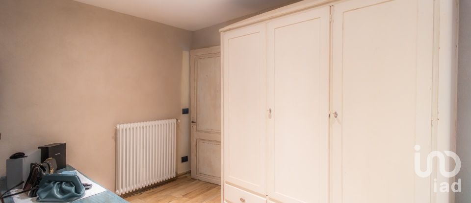 Casa indipendente 8 locali di 250 m² in Calice Ligure (17020)