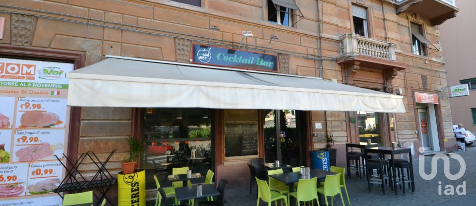 Bar di 80 m² in Genova (16154)