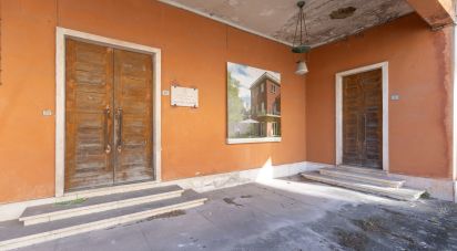 Casa indipendente 12 locali di 480 m² in Osimo (60027)