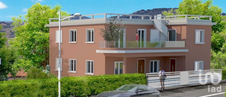 Town house 12 rooms of 480 m² in Osimo (60027)