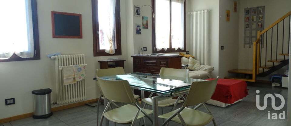 Two-room apartment of 87 m² in Parma (43126)