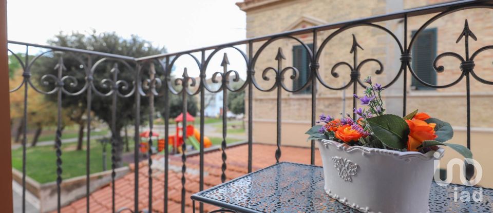 Casa indipendente / Villa 10 locali di 202 m² in Porto Recanati (62017)