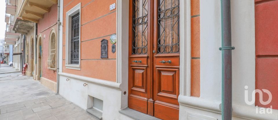 Casa 10 locali di 202 m² in Porto Recanati (62017)