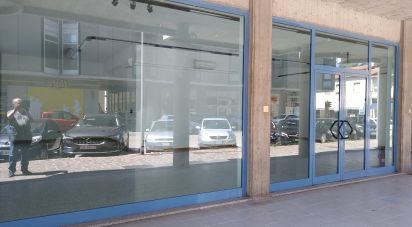 Negozio / locale commerciale di 115 m² in Giulianova (64021)