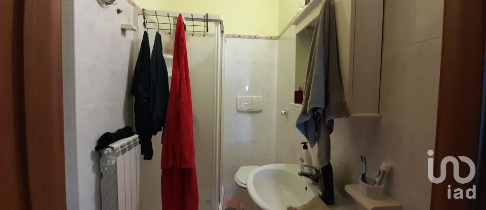 Farm 4 rooms of 190 m² in - (87030)