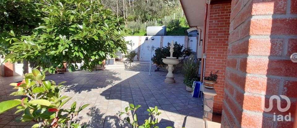 Farm 4 rooms of 190 m² in - (87030)