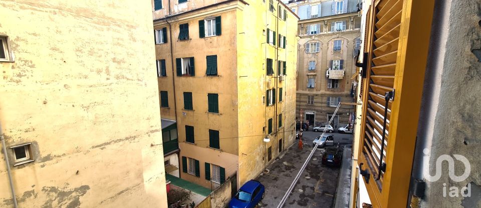 Block of flats 5 rooms of 73 m² in Genova (16149)