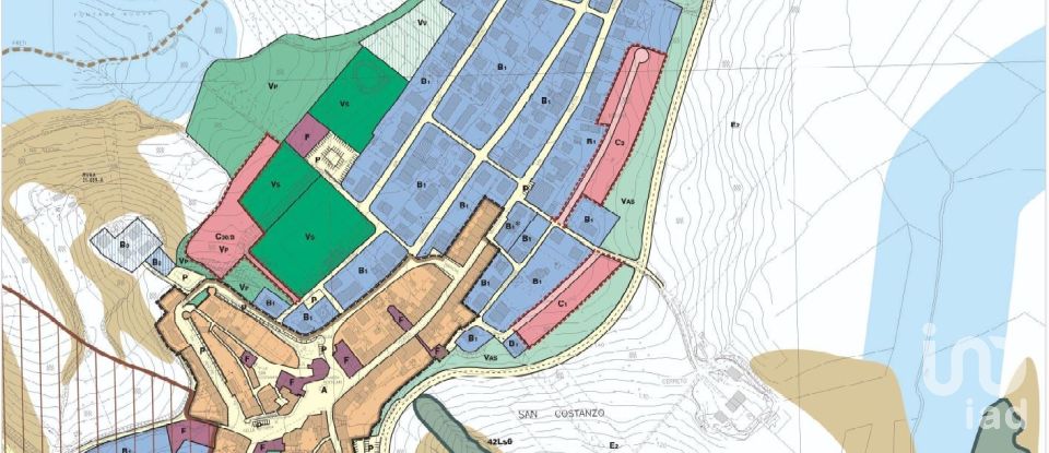 Townhouse 8 rooms of 234 m² in San Costanzo (61039)