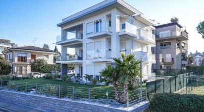 Loft 4 rooms of 140 m² in Desenzano del Garda (25015)