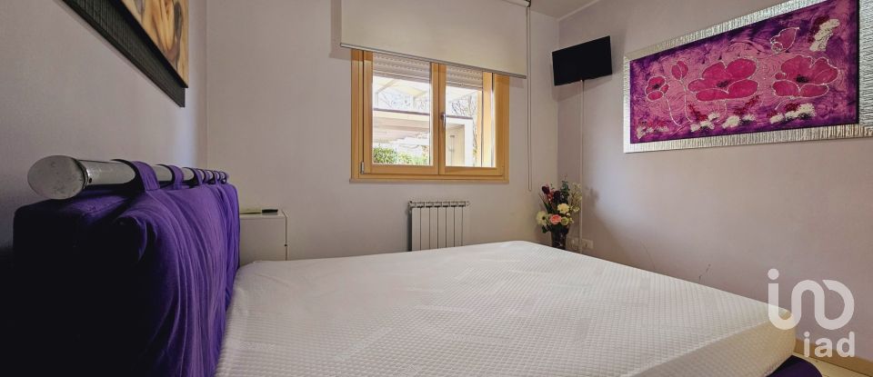 Hotel 6 rooms of 60 m² in Giulianova (64021)