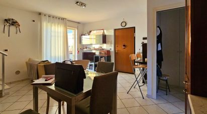 Duplex 9 locali di 77 m² a Pineto (64025)