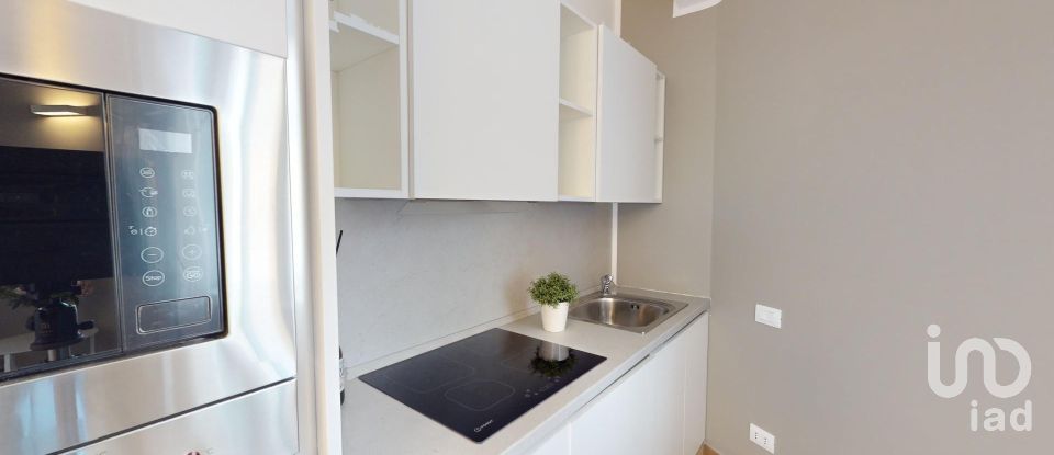 One-room apartment of 36 m² in Genova (16125)